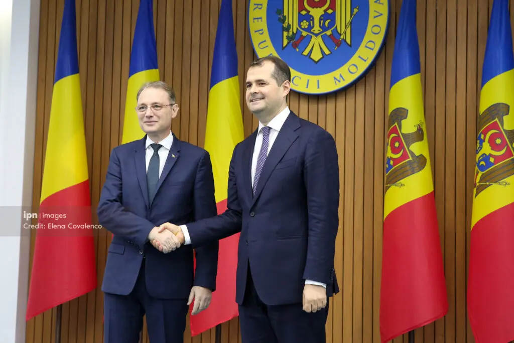 Premierii discută despre importul de gaze din Marea Neagră în Moldova din 2027