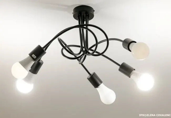 Tariful la energia electrică în Moldova — Energocom solicită majorarea prețului reglementat la 3,51 lei pentru un kilowatt-oră