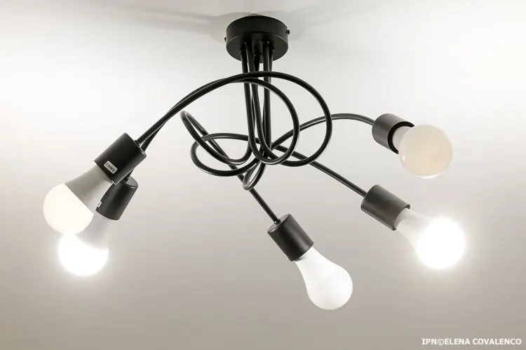 Tariful la energia electrică în Moldova — Energocom solicită majorarea prețului reglementat la 3,51 lei pentru un kilowatt-oră