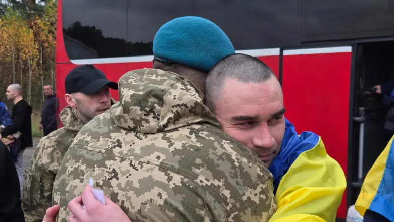 Schimb de prizonieri între Rusia și Ucraina — militari ucraineni eliberați după peste patru ani de captivitate